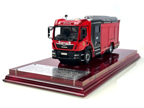 Modellino camion dei pompieri